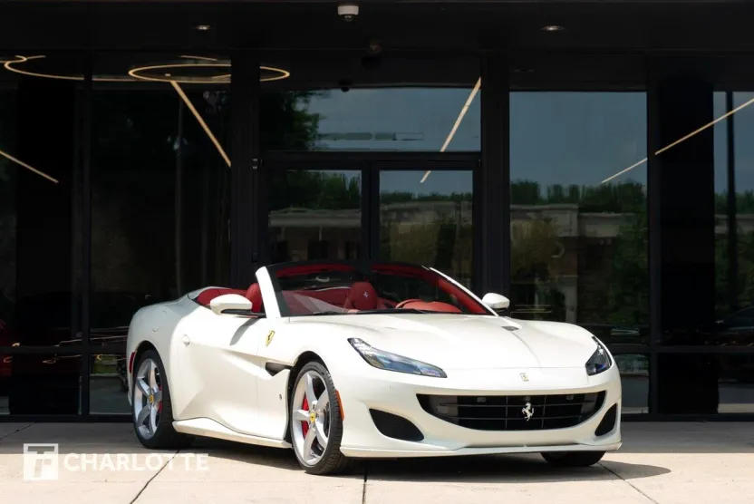 2019 Ferrari Portofino photo 1
