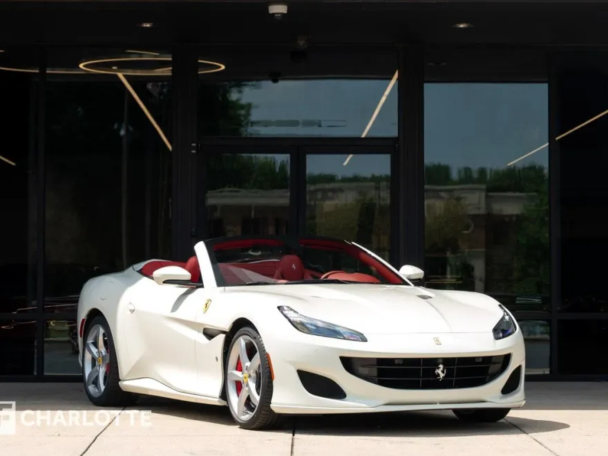2019 Ferrari Portofino photo 1