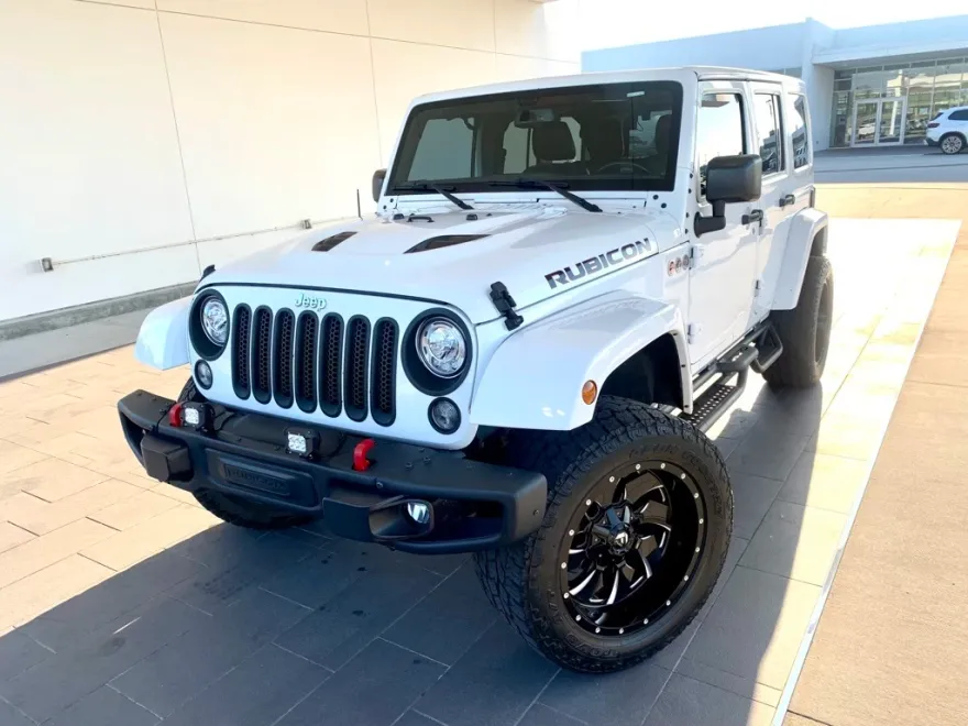 2017 Jeep Wrangler Unlimited Rubicon photo 1