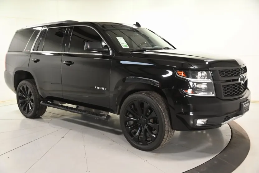 2020 Chevrolet Tahoe LT Z71 photo 1