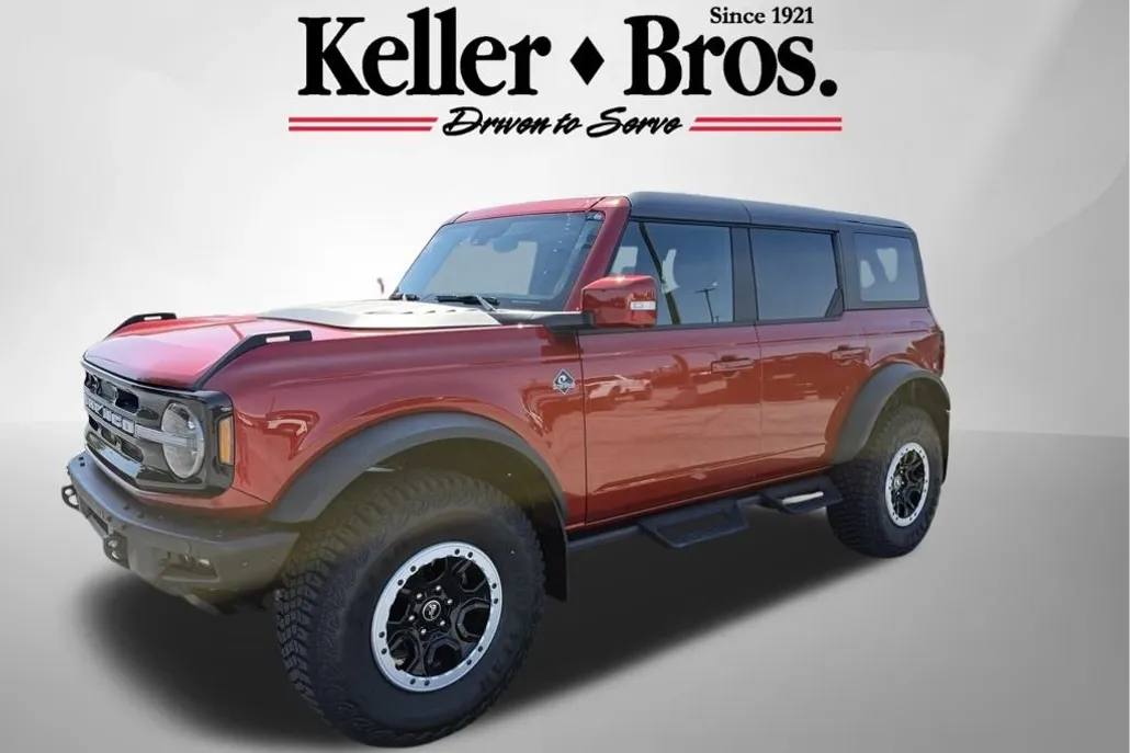 2024 Ford Bronco Outer Banks photo 1