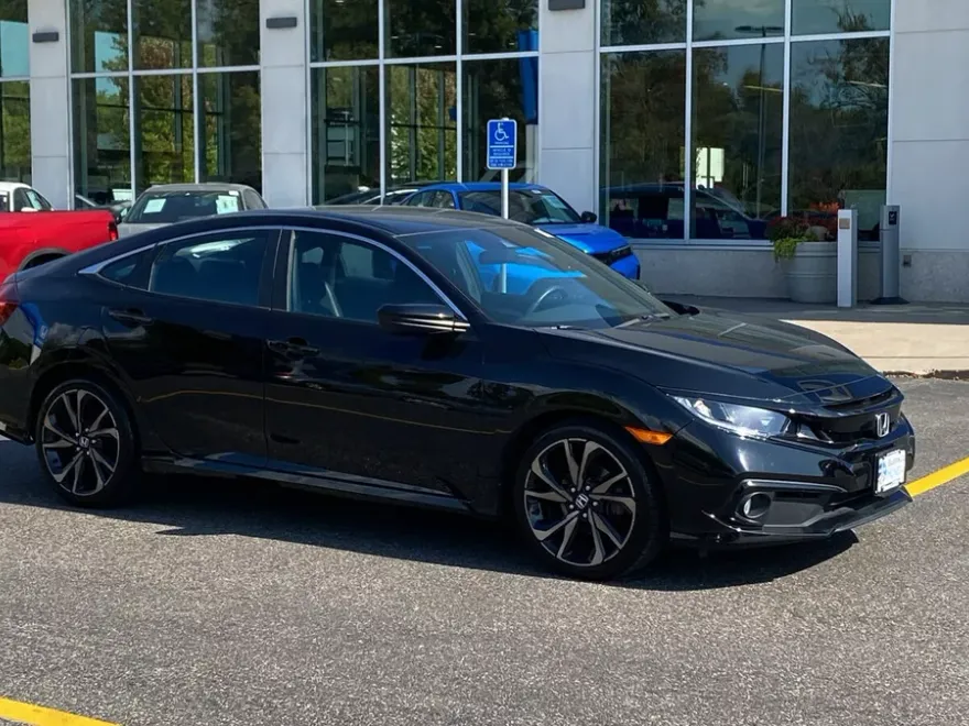 2020 Honda Civic Sport photo 1