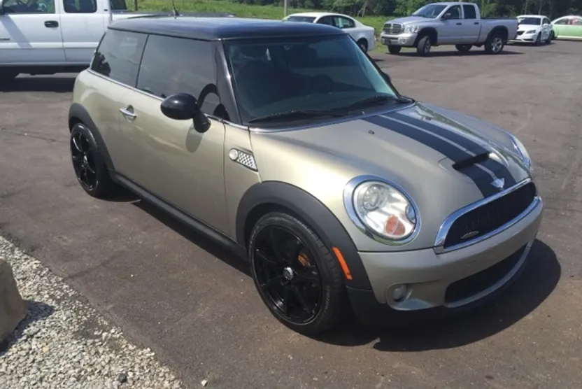 2007 Mini Cooper S photo 1