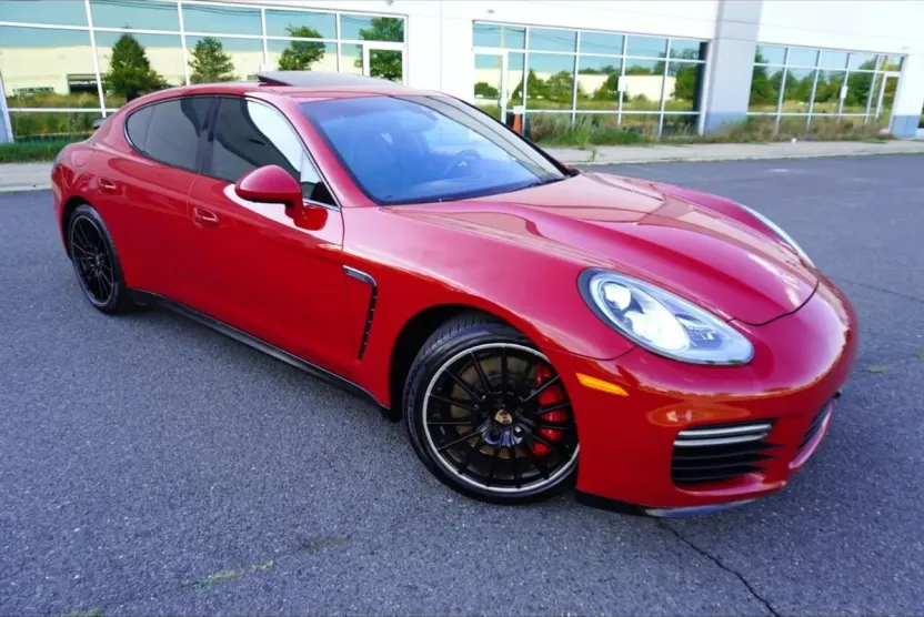 2014 Porsche Panamera GTS photo 1