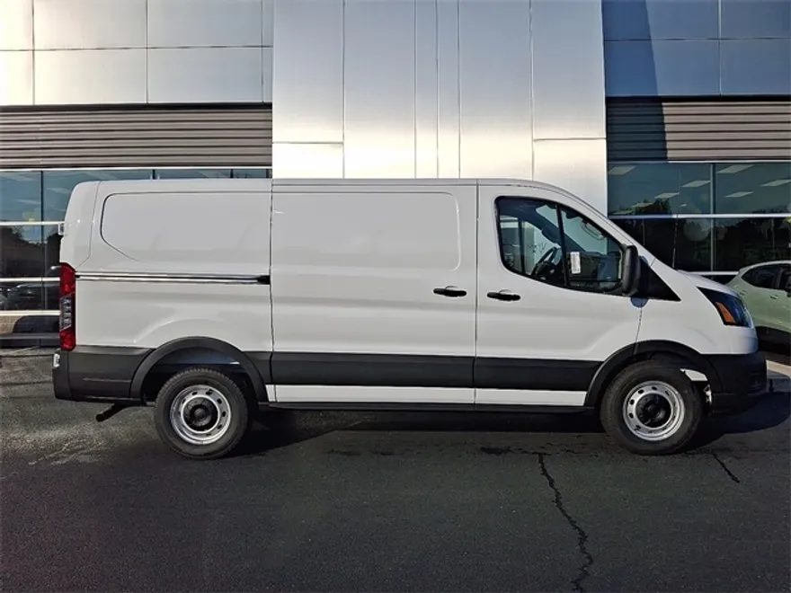 2025 Ford Transit photo 1