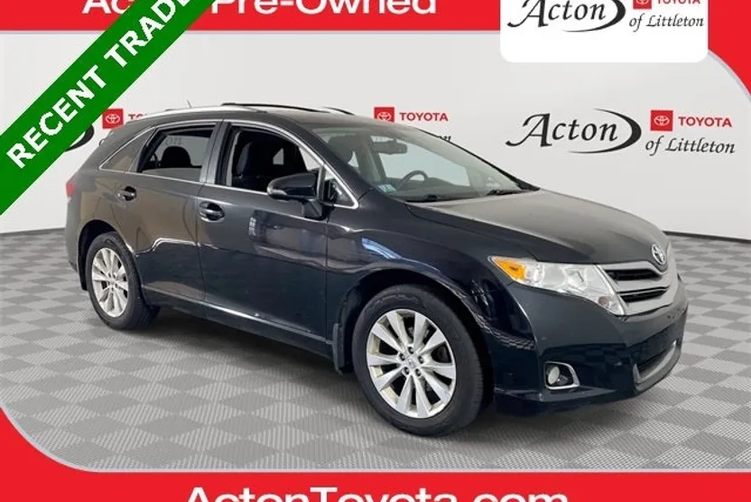 2015 Toyota Venza LE photo 1