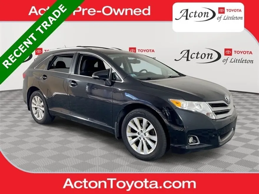 2015 Toyota Venza LE photo 1