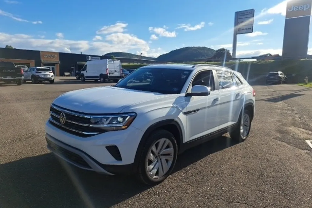 2020 Volkswagen Atlas Cross Sport V6 SE Technology photo 1