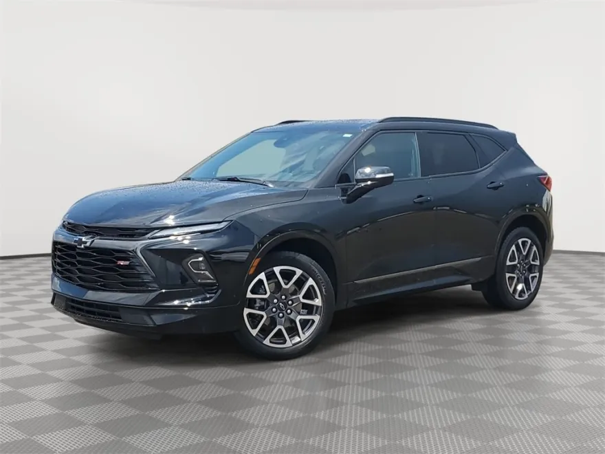 2023 Chevrolet Blazer RS photo 1