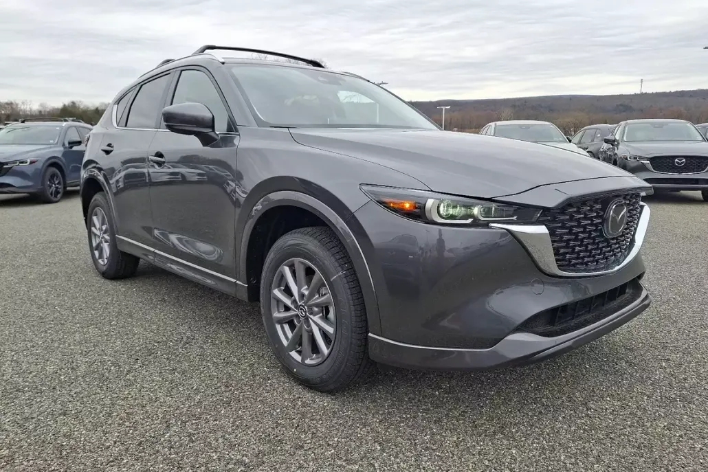 2025 Mazda CX-5 2.5 S Preferred photo 1