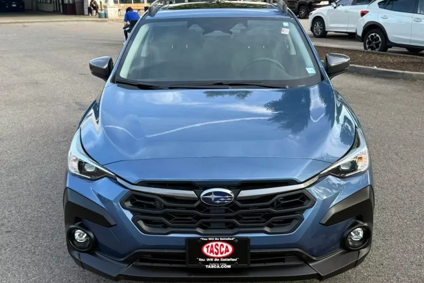 2024 Subaru Crosstrek Premium photo 1