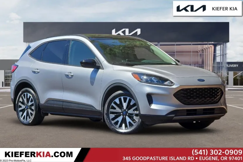 2020 Ford Escape SE Sport Hybrid photo 1