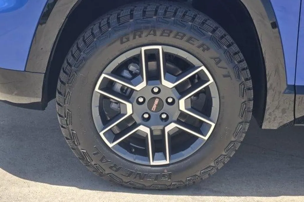 2026 Gmc Terrain AT4 photo 1