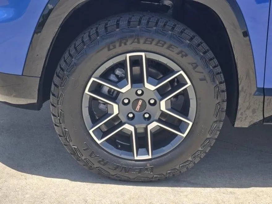 2026 Gmc Terrain AT4 photo 1