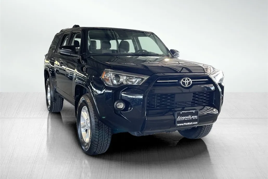 2024 Toyota 4Runner SR5 photo 1