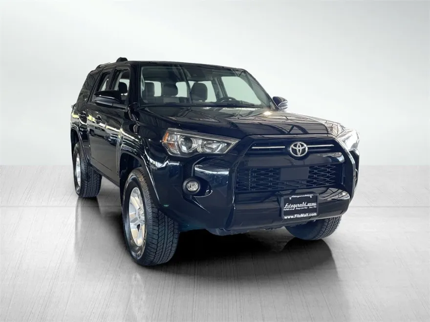2024 Toyota 4Runner SR5 photo 1