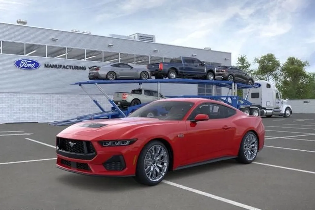 2025 Ford Mustang GT Premium photo 1