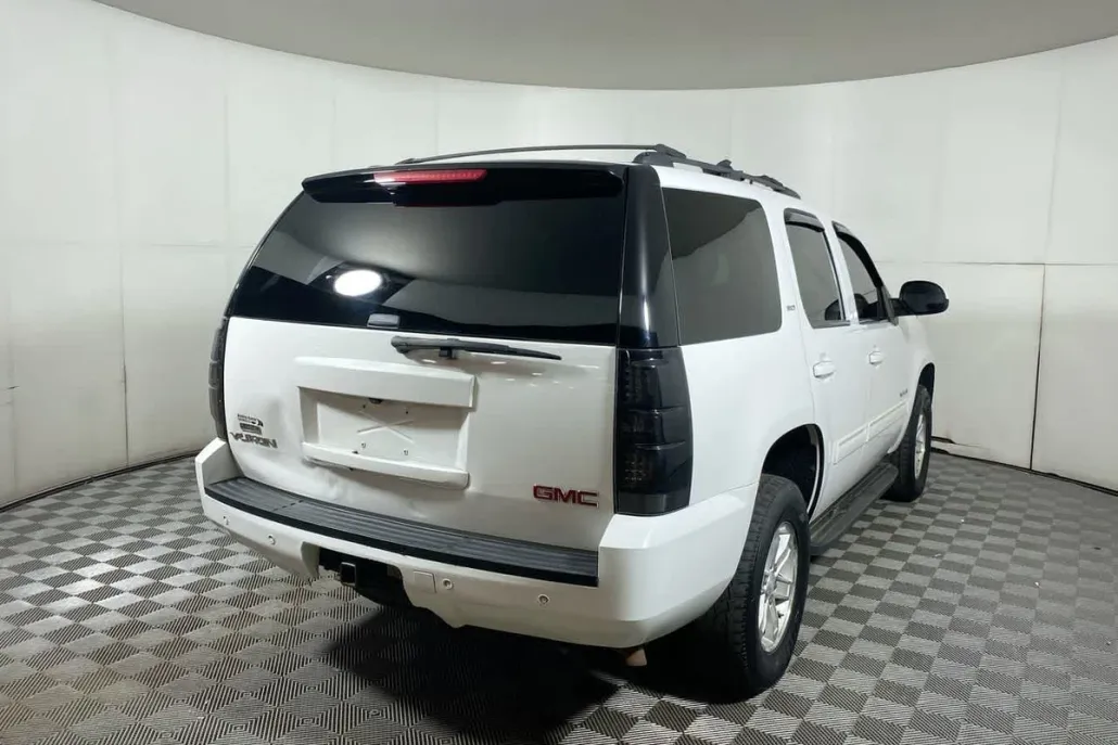 2012 Gmc Yukon SLT photo 1