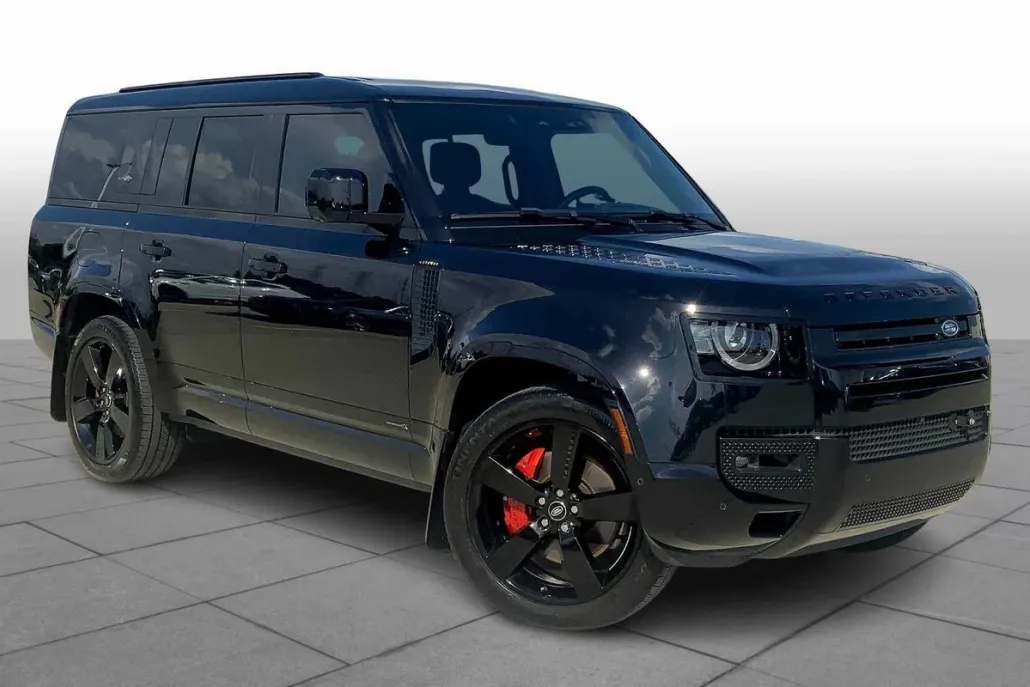 2024 Land Rover Defender 130 X photo 1