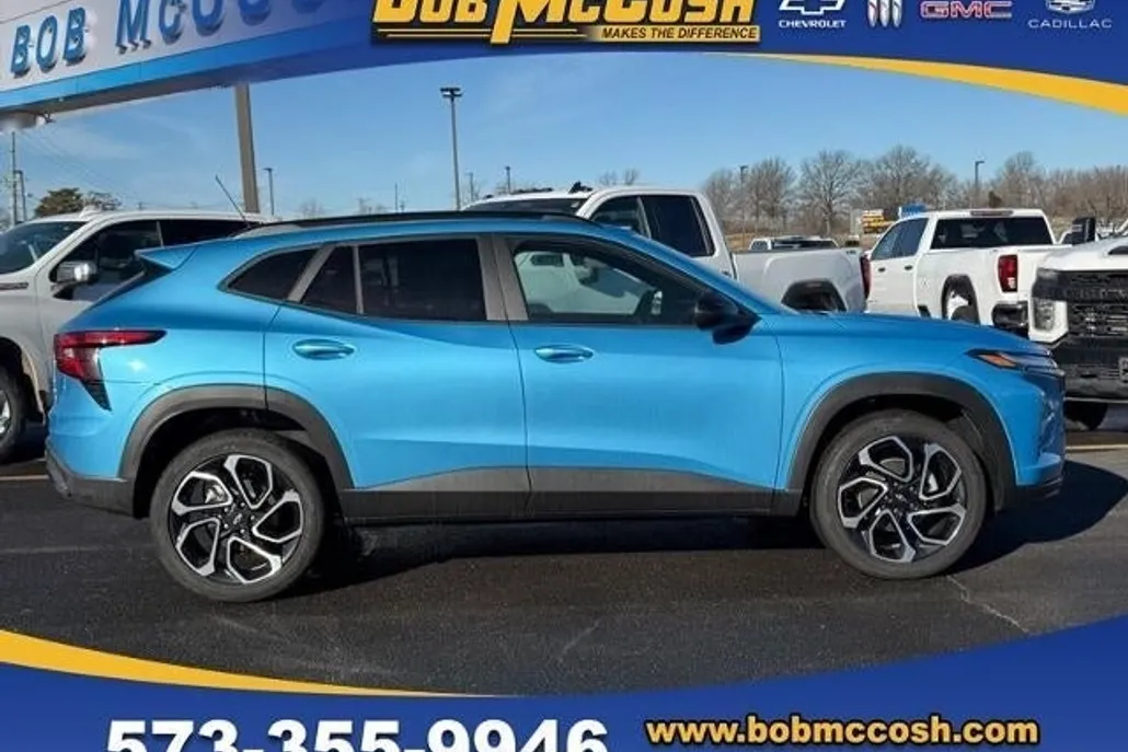2025 Chevrolet Trax photo 1