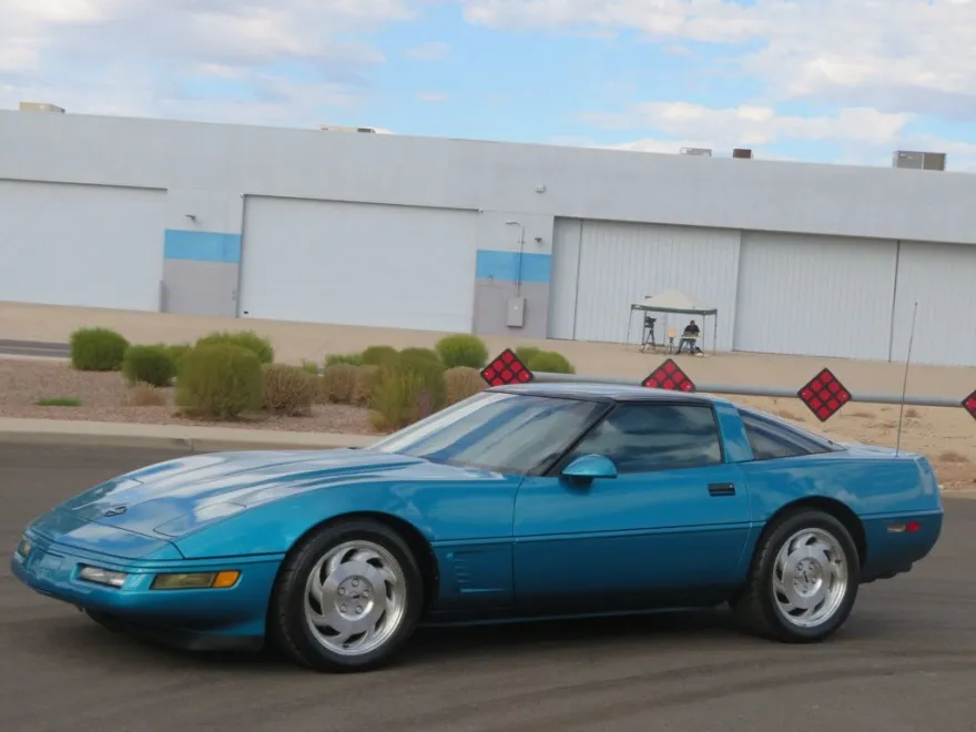 1996 Chevrolet Corvette Coupe photo 1