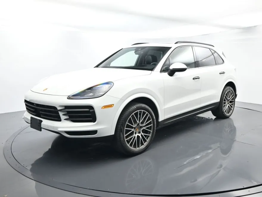 2023 Porsche Cayenne S Platinum Edition photo 1