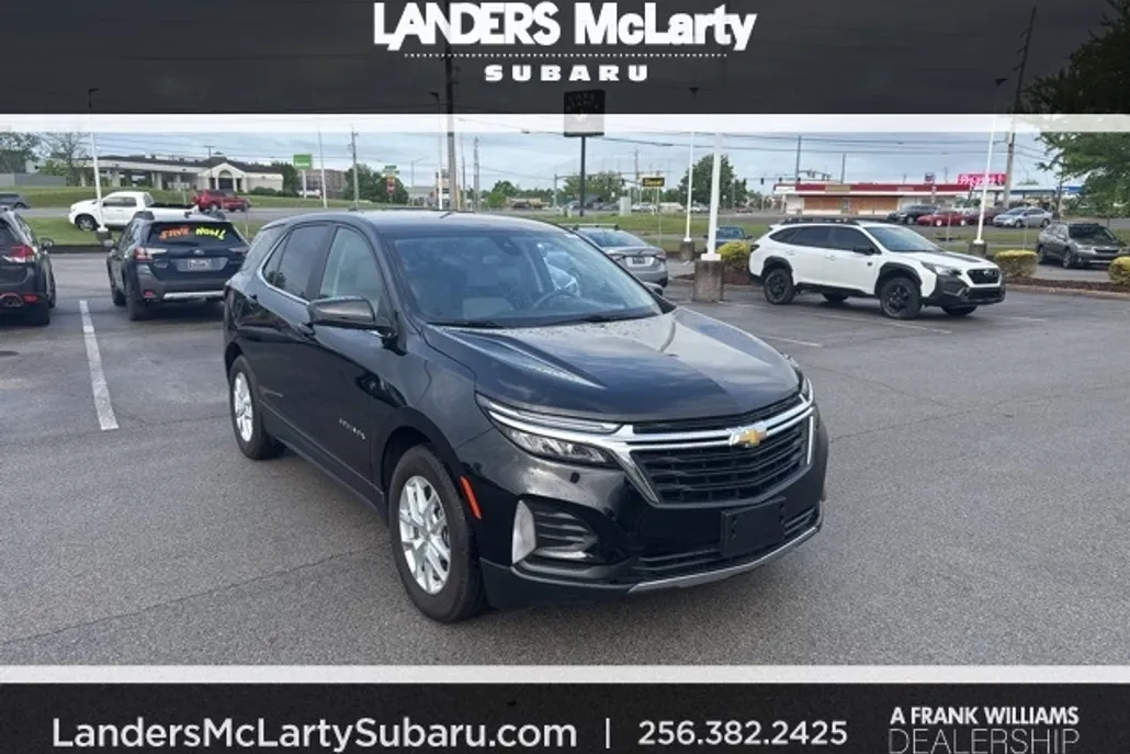 2023 Chevrolet Equinox LT photo 1