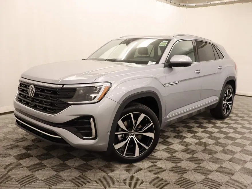 2026 Volkswagen Atlas Cross Sport SEL Premium R-Line photo 1