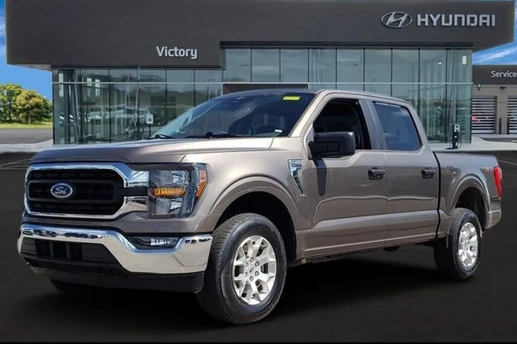 2023 Ford F-150 XLT photo 1