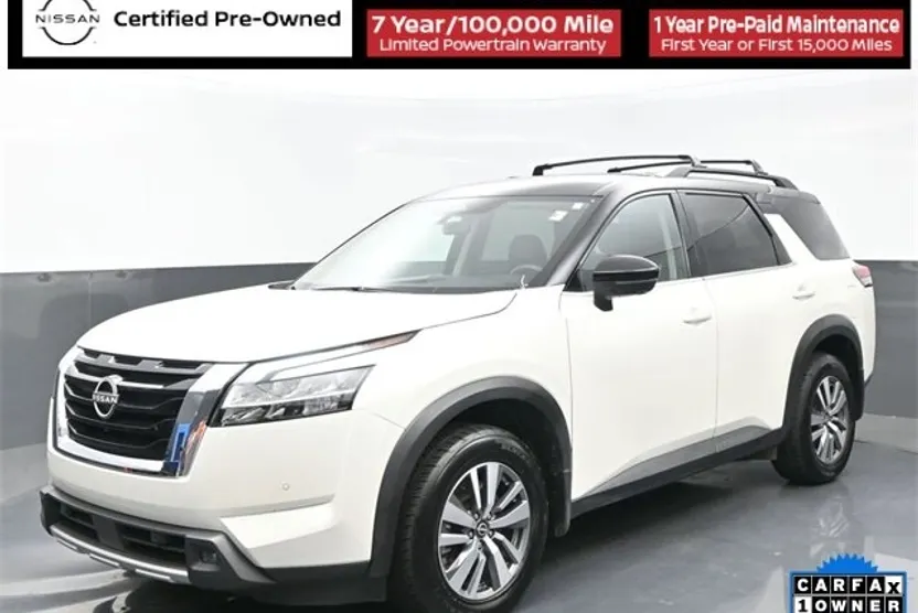 2023 Nissan Pathfinder SL photo 1