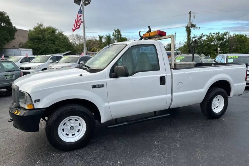 2001 Ford F-250 XL photo 1