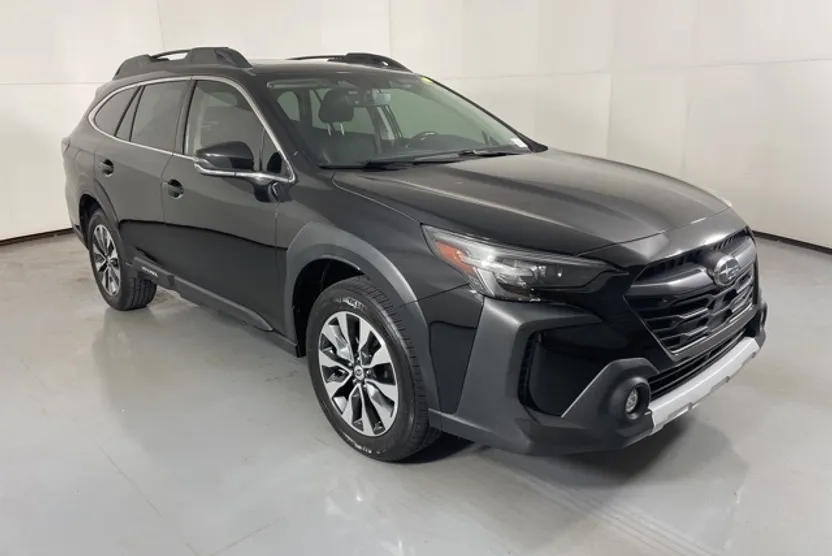 2023 Subaru Outback Limited photo 1