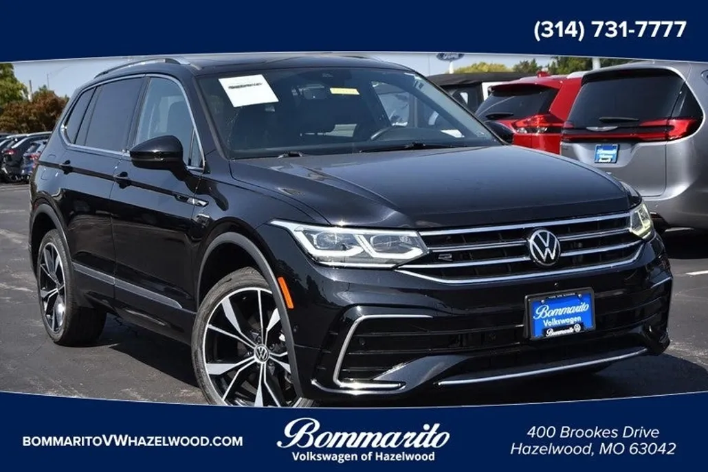 2022 Volkswagen Tiguan SEL Premium R-Line photo 1