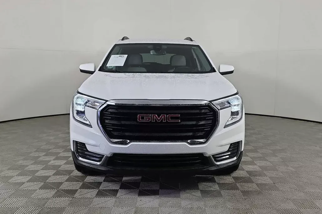 2023 Gmc Terrain SLE photo 1