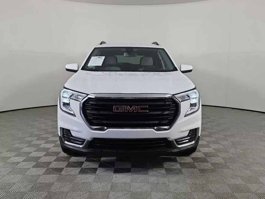 2023 Gmc Terrain SLE photo 1