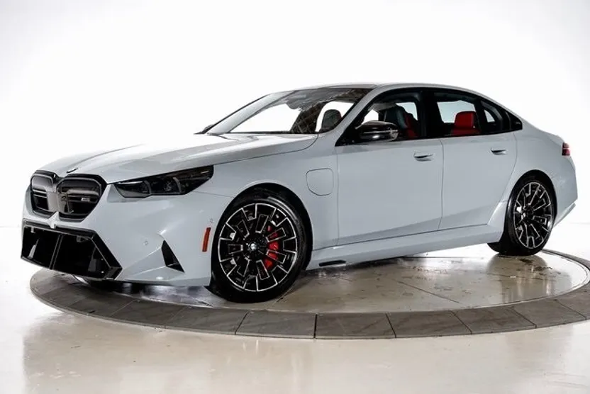 2025 Bmw M5 5 photo 1