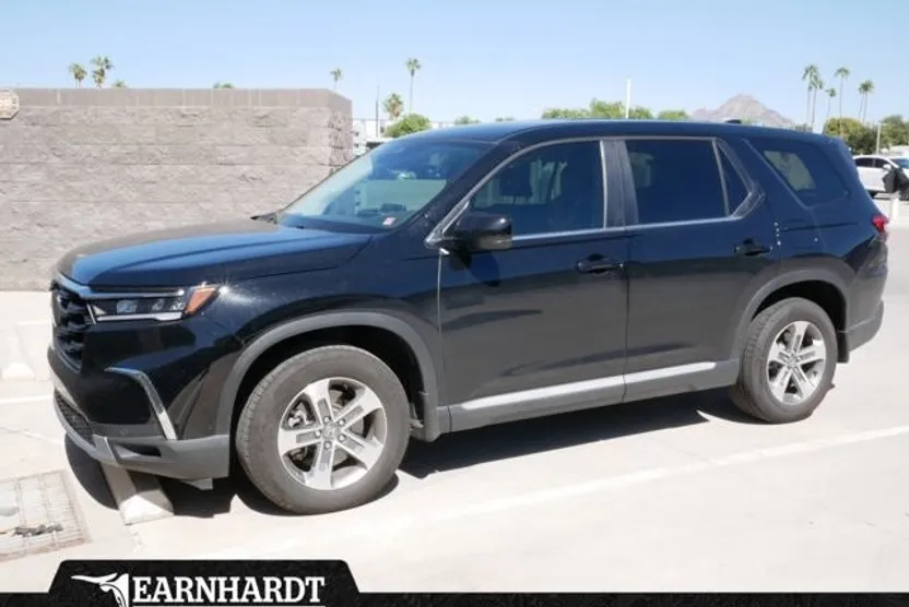 2025 Honda Pilot EX-L photo 1