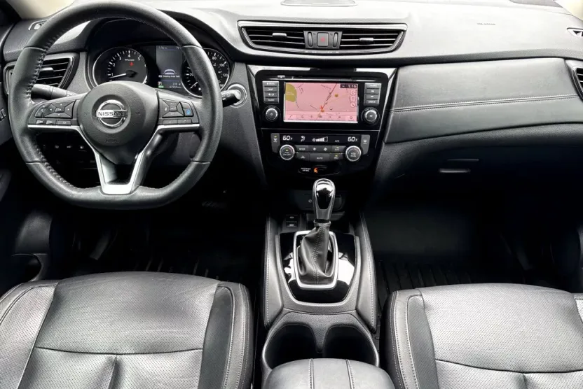 2019 Nissan Rogue SL photo 1