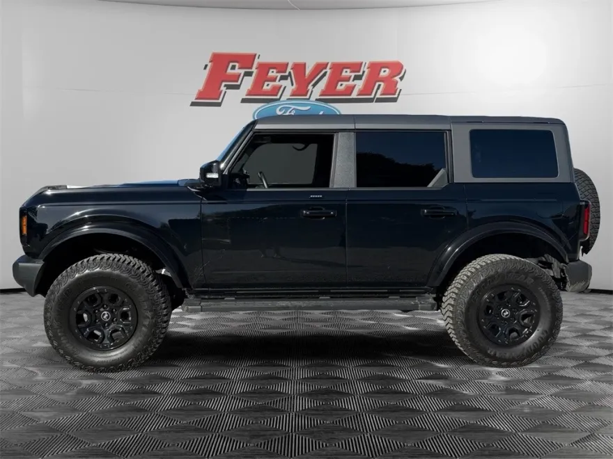 2023 Ford Bronco Base Big Bend Black Diamond Outer Banks Badlands Wildtrak Everglades photo 1