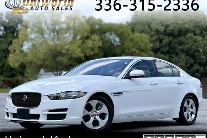 2017 Jaguar XE photo 1