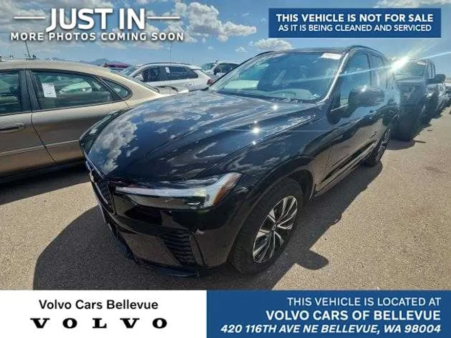 2025 Volvo XC60 B5 Plus photo 1