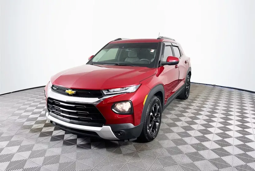 2021 Chevrolet Trailblazer LT photo 1
