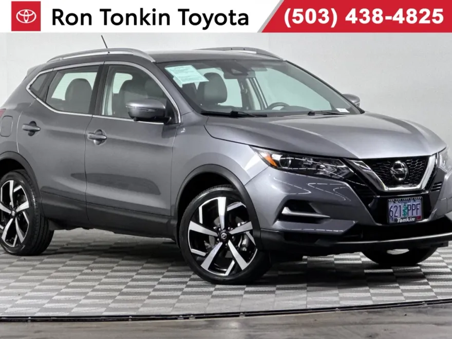 2022 Nissan Rogue Sport SL photo 1