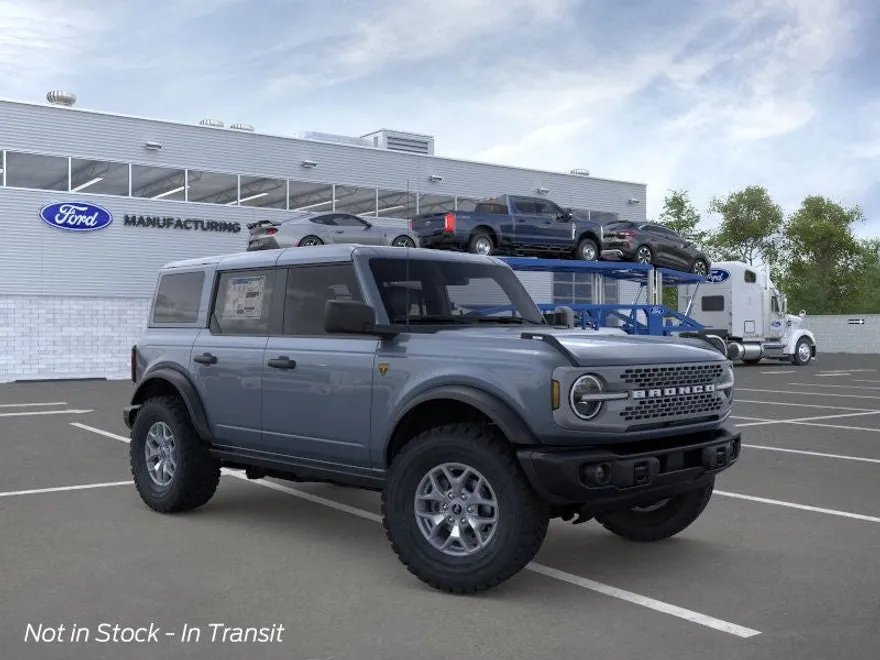 2025 Ford Bronco Badlands photo 1