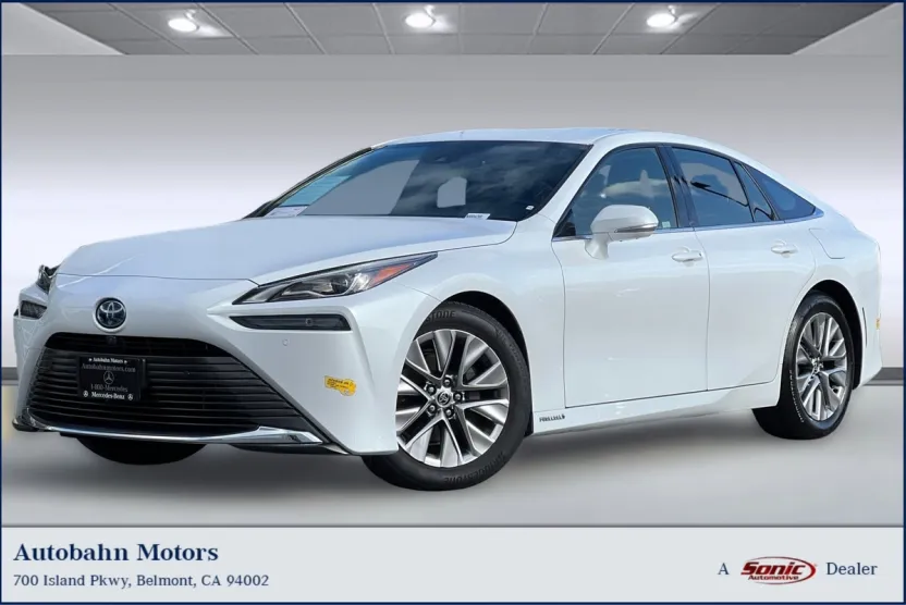 2022 Toyota Mirai XLE photo 1