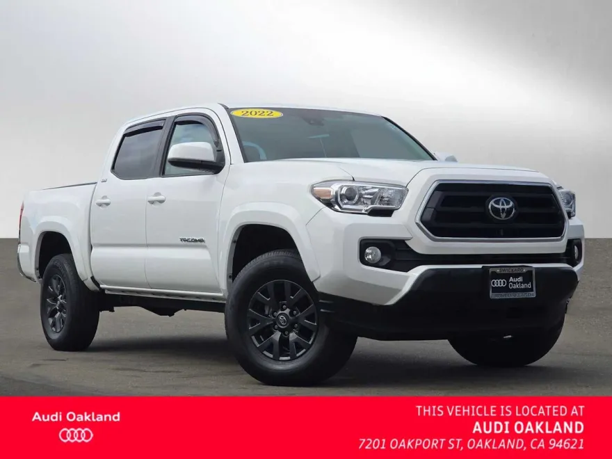 2022 Toyota Tacoma SR5 photo 1