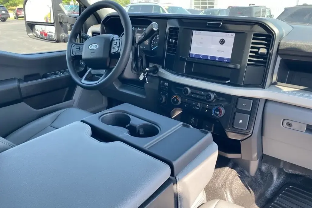 2026 Ford F-250 photo 1