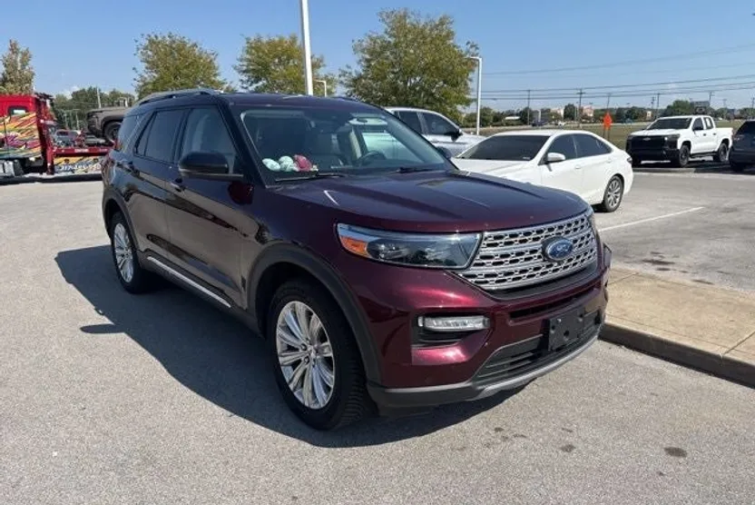 2022 Ford Explorer Limited photo 1