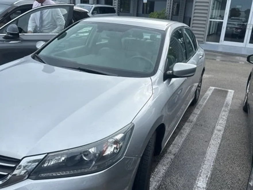 2015 Honda Accord LX photo 1
