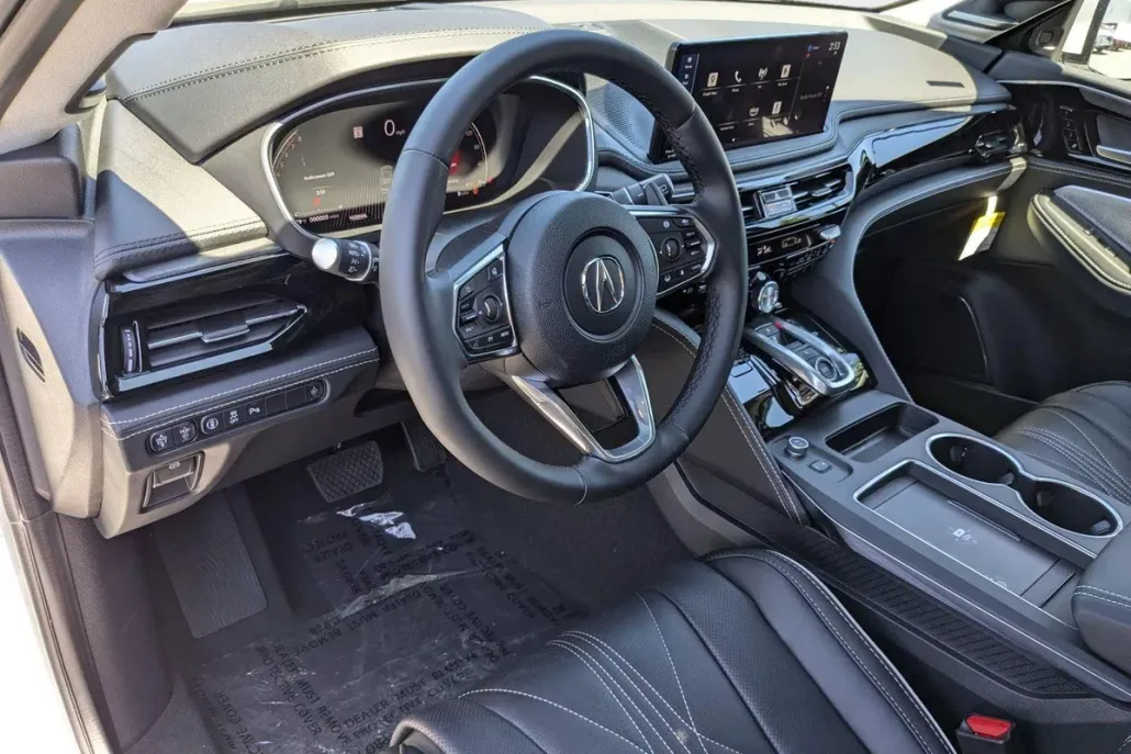 2026 Acura MDX SH-AWD Advance photo 1